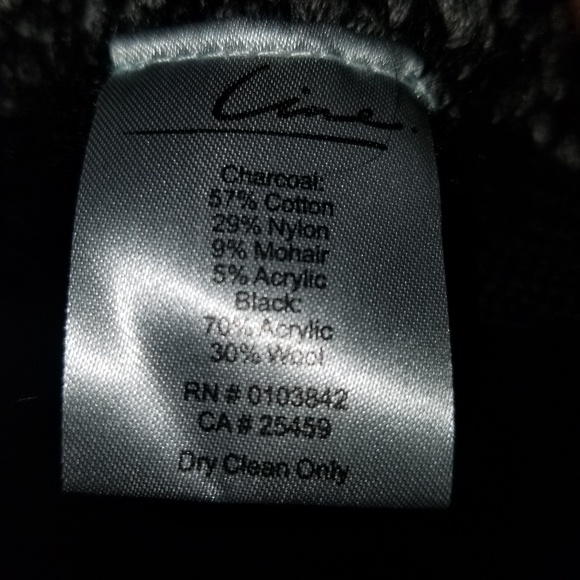 Beautiful Line Knitwear Cardigan - Picture 5 of 5